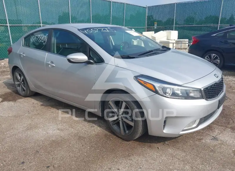 2017 KIA Forte фото