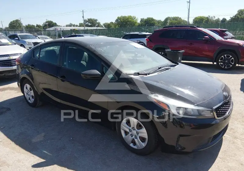 2017 KIA Forte фото