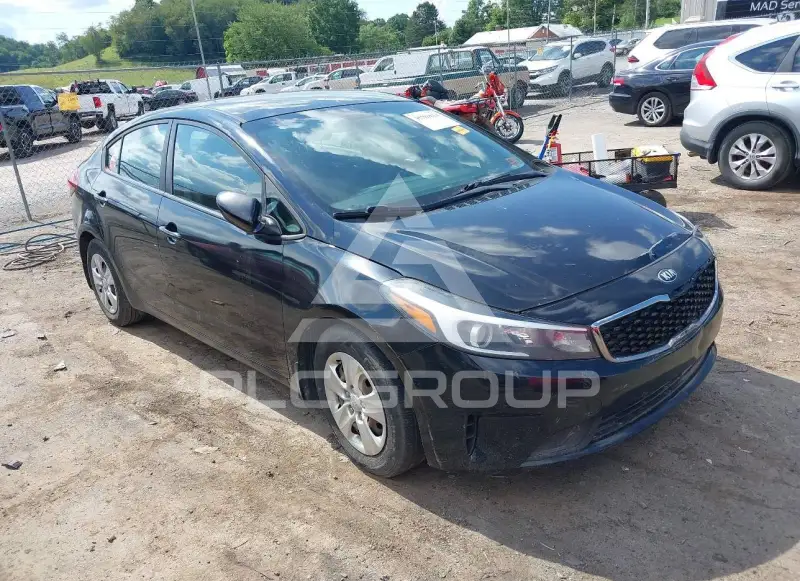 2017 KIA Forte фото