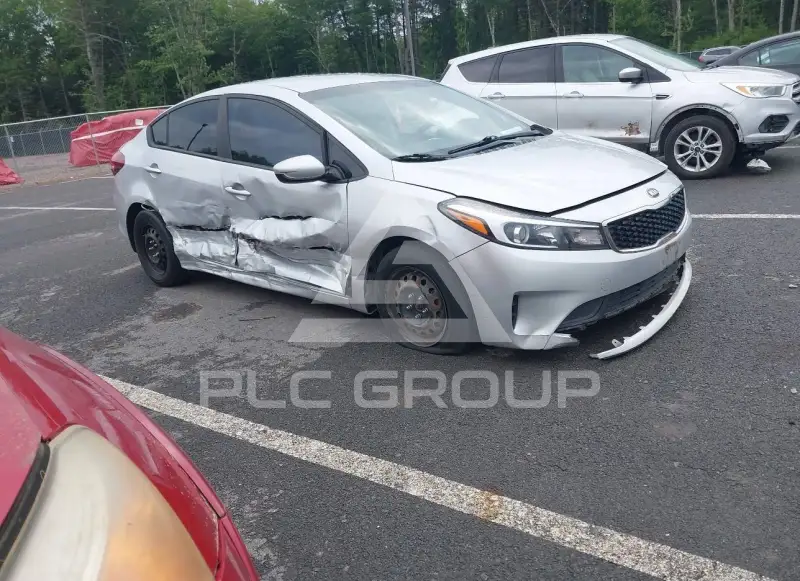 2017 KIA Forte photo