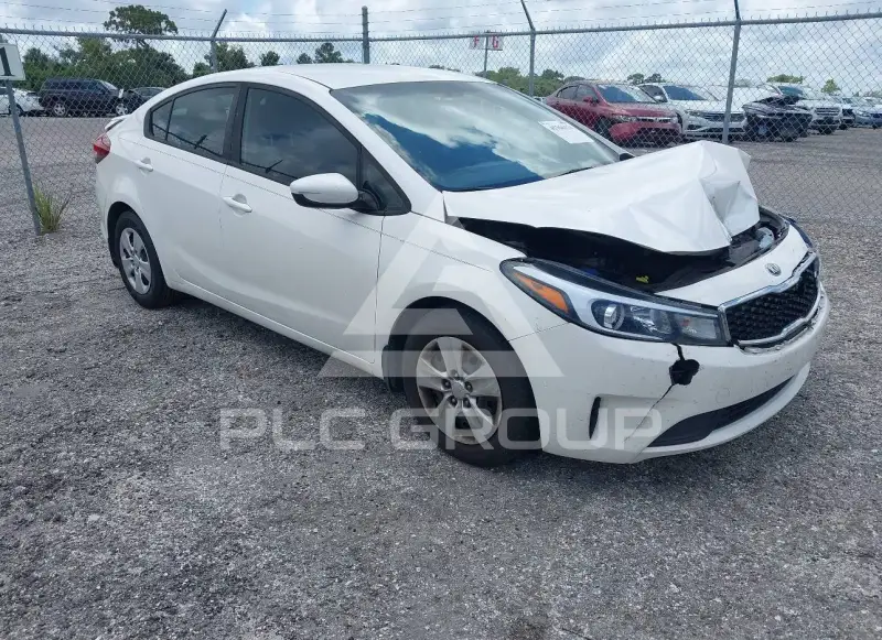 2017 KIA Forte фото