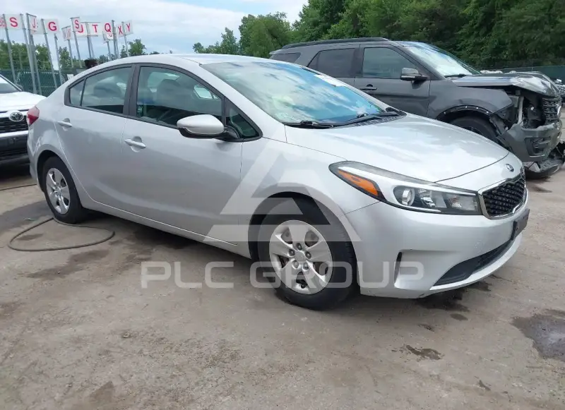 2017 KIA Forte фото