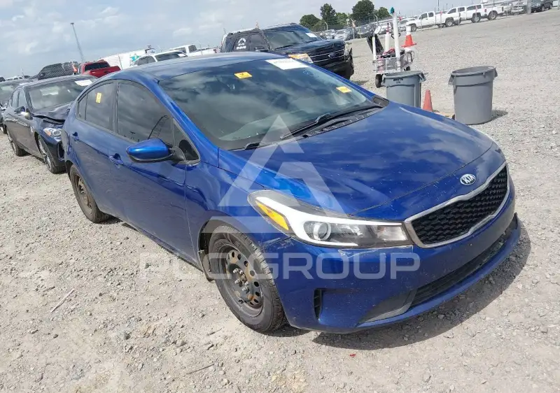 2017 KIA Forte фото
