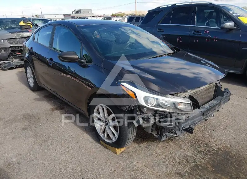 2017 KIA Forte фото