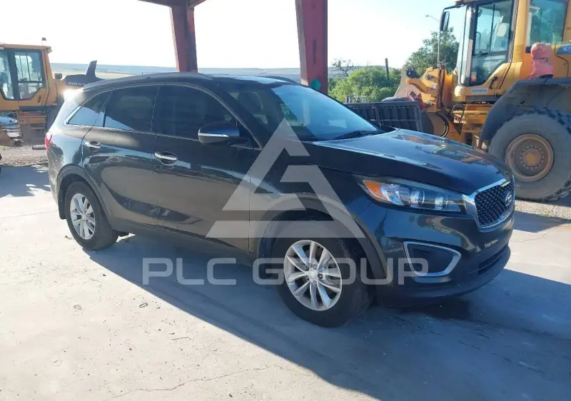 2017 KIA Sorento photo