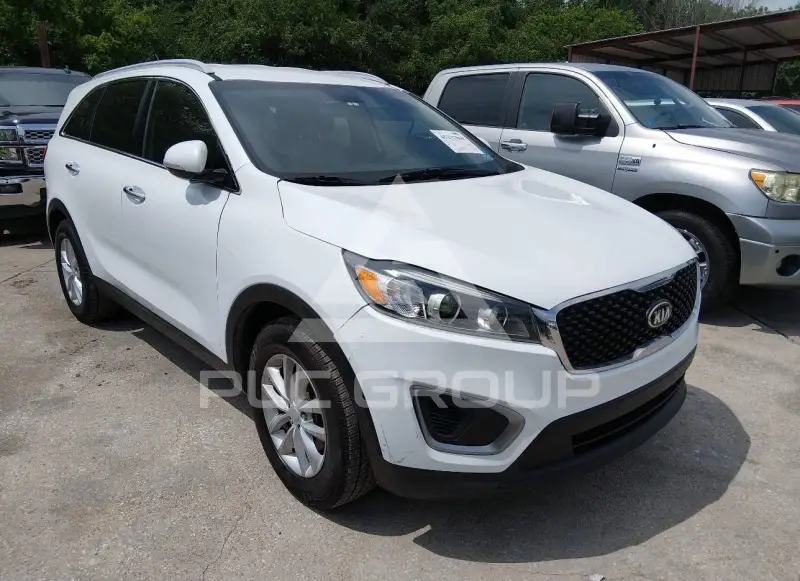 2017 KIA Sorento photo