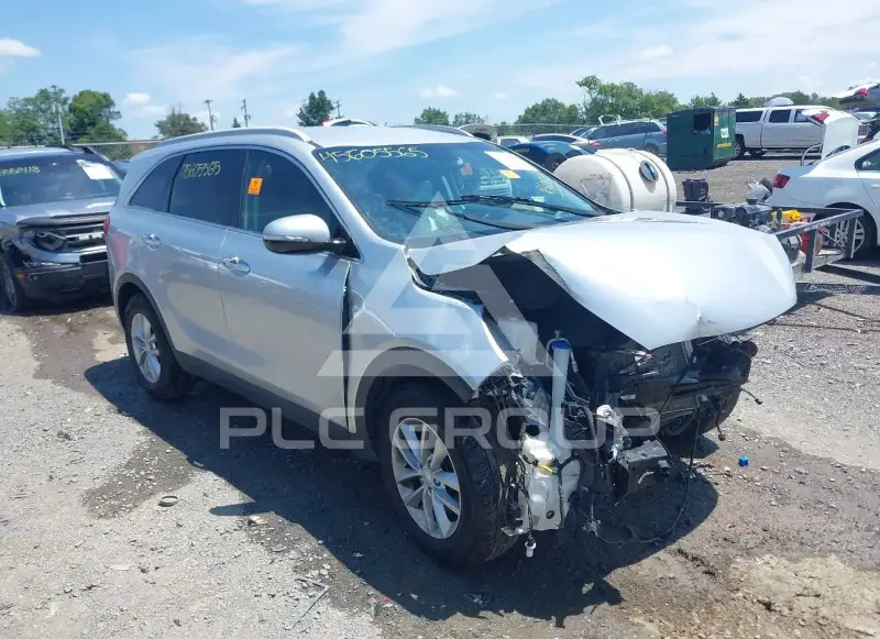 2017 KIA Sorento photo
