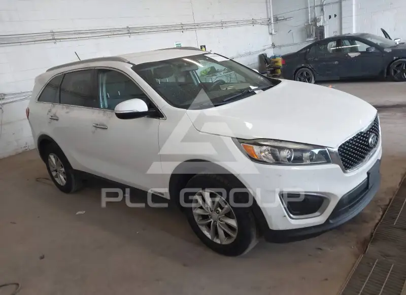 2017 KIA Sorento photo