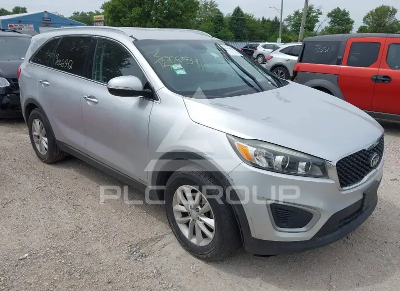 2017 KIA Sorento photo