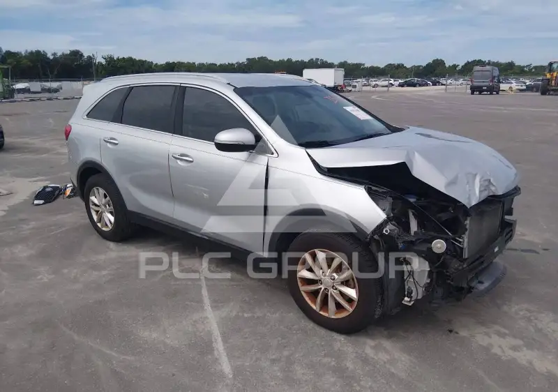 2017 KIA Sorento photo