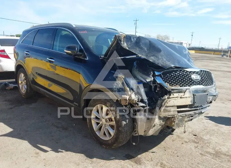 2017 KIA Sorento photo