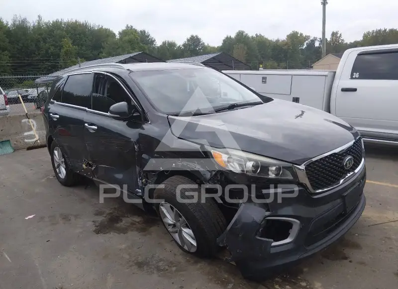 2017 KIA Sorento photo