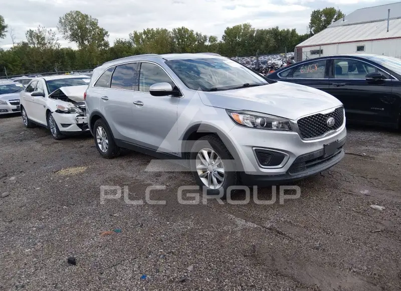 2017 KIA Sorento photo