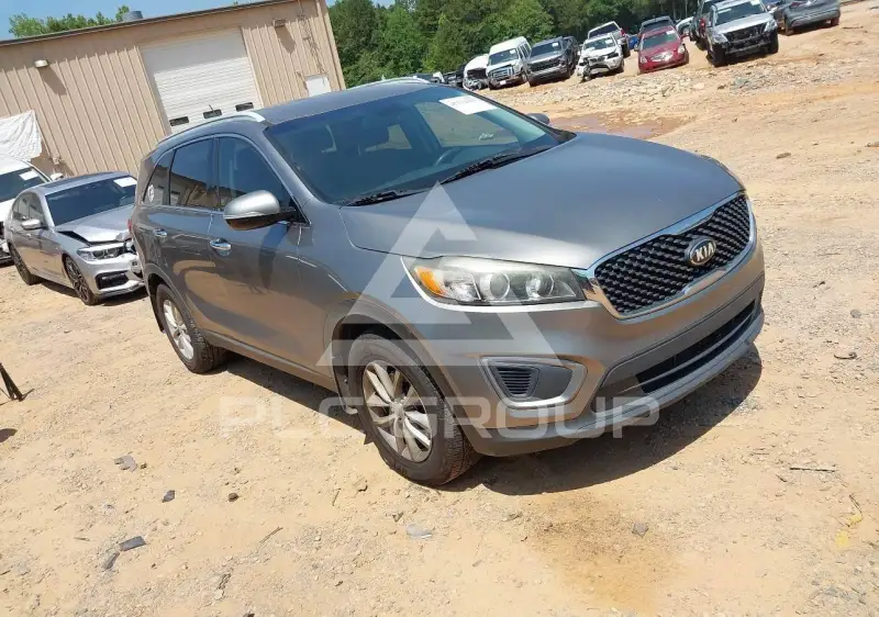 2017 KIA Sorento photo