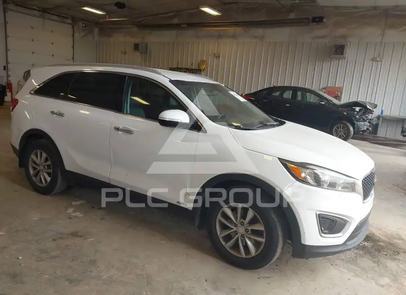 2017 KIA Sorento photo