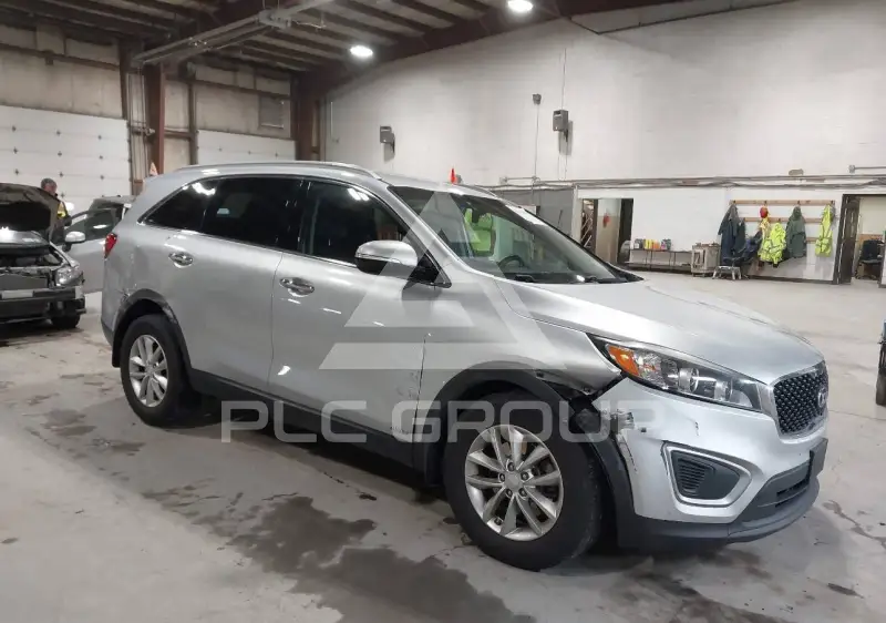 2017 KIA Sorento photo