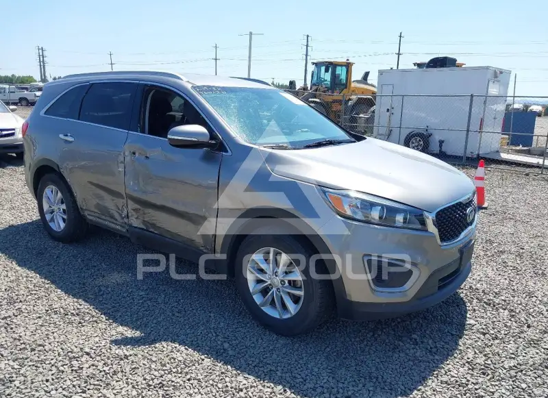 2017 KIA Sorento photo