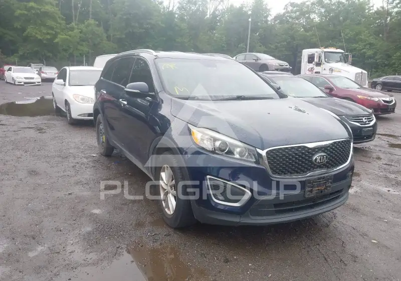2017 KIA Sorento photo