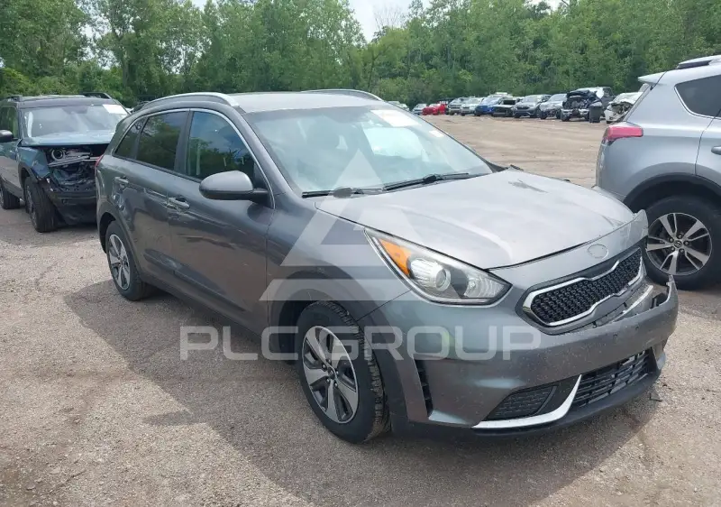 2017 KIA Niro фото