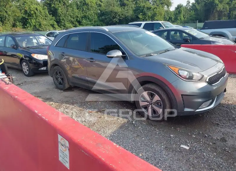 2017 KIA Niro фото