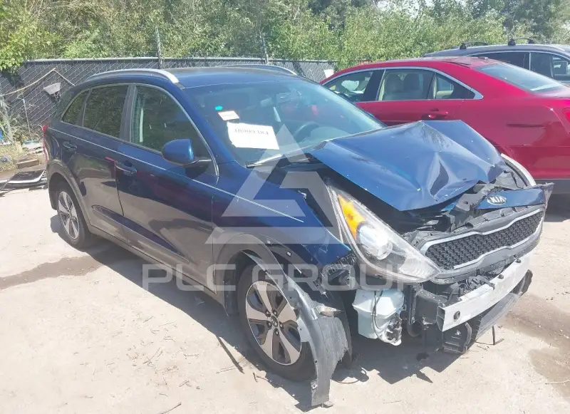 2017 KIA Niro photo