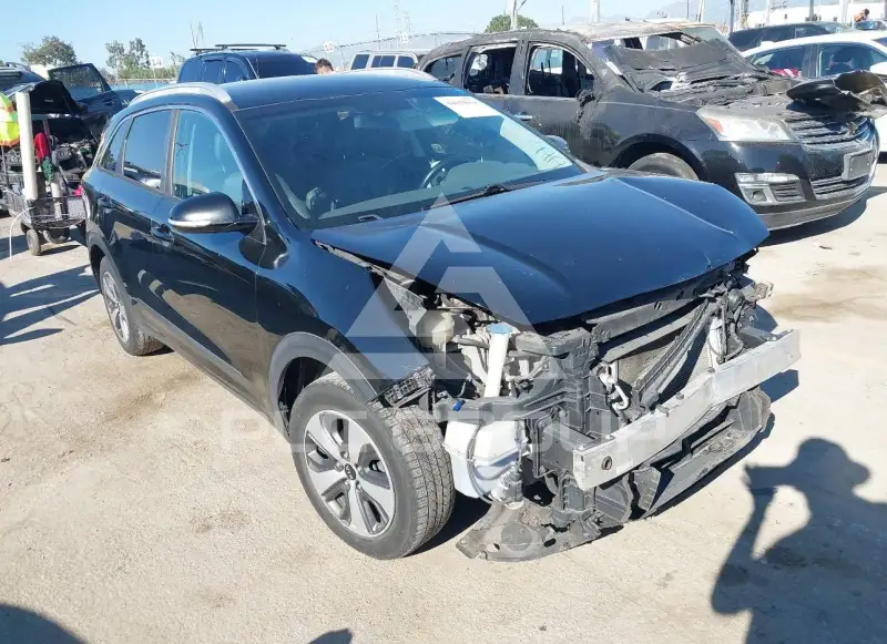 2017 KIA Niro photo