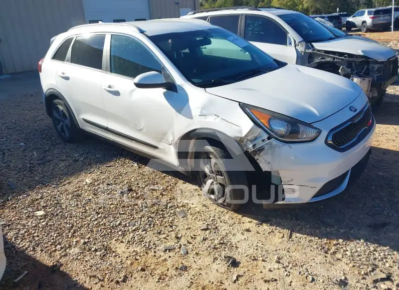 2017 KIA Niro фото