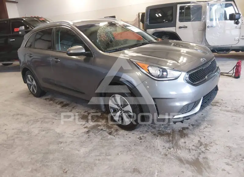2017 KIA Niro фото