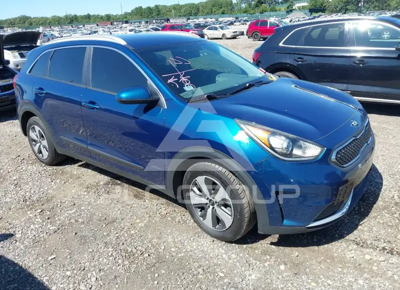 2017 KIA Niro фото
