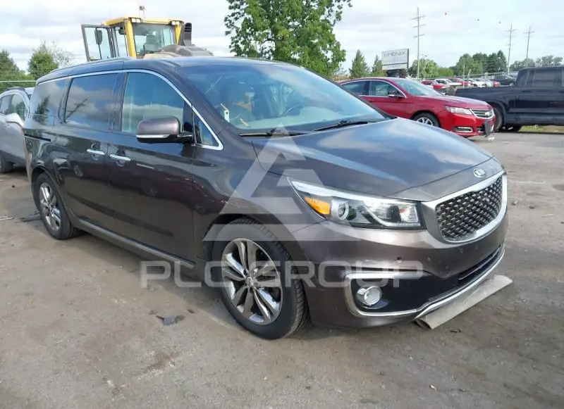 2017 KIA Sedona photo
