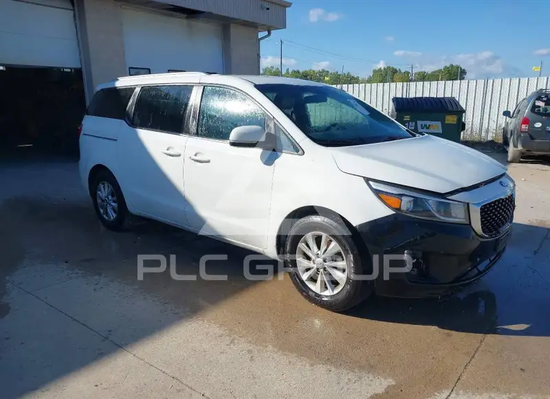 2017 KIA Sedona фото