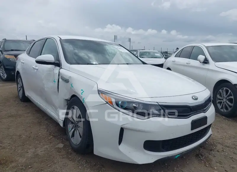 2017 KIA Optima фото