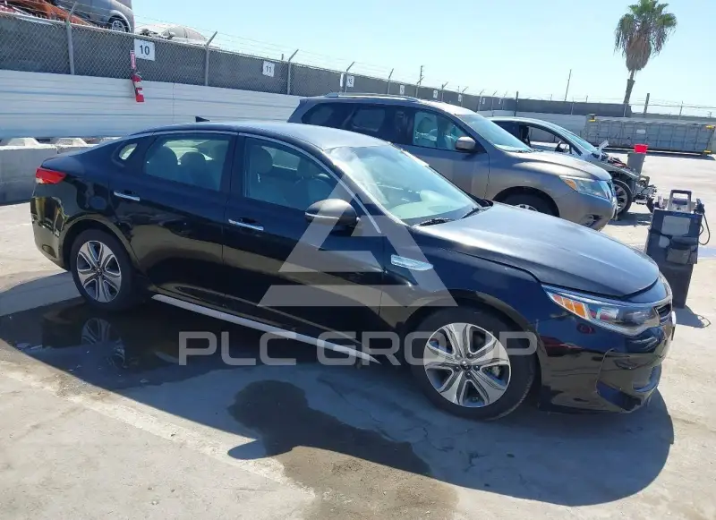 2017 KIA Optima фото