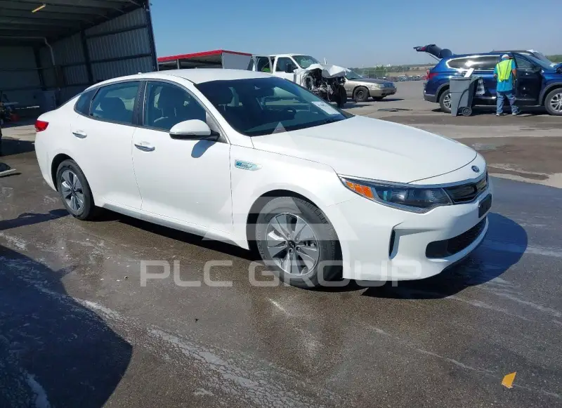 2017 KIA Optima фото