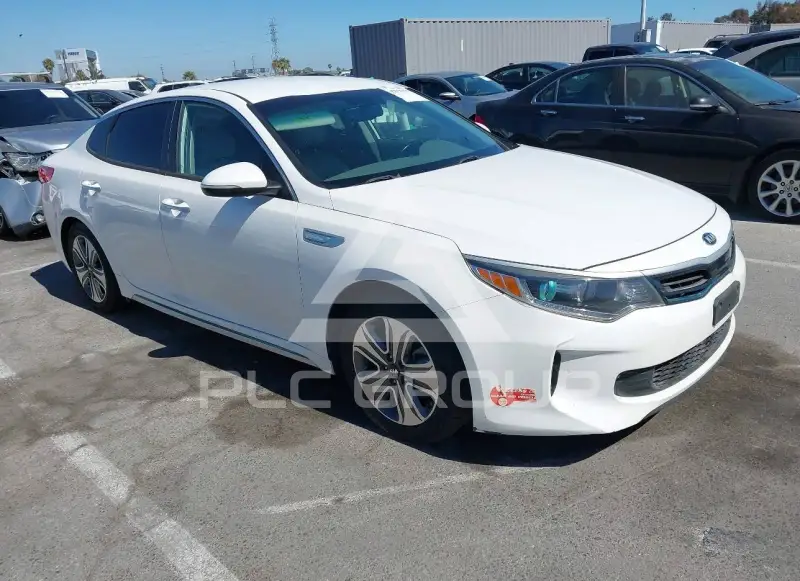 2017 KIA Optima фото