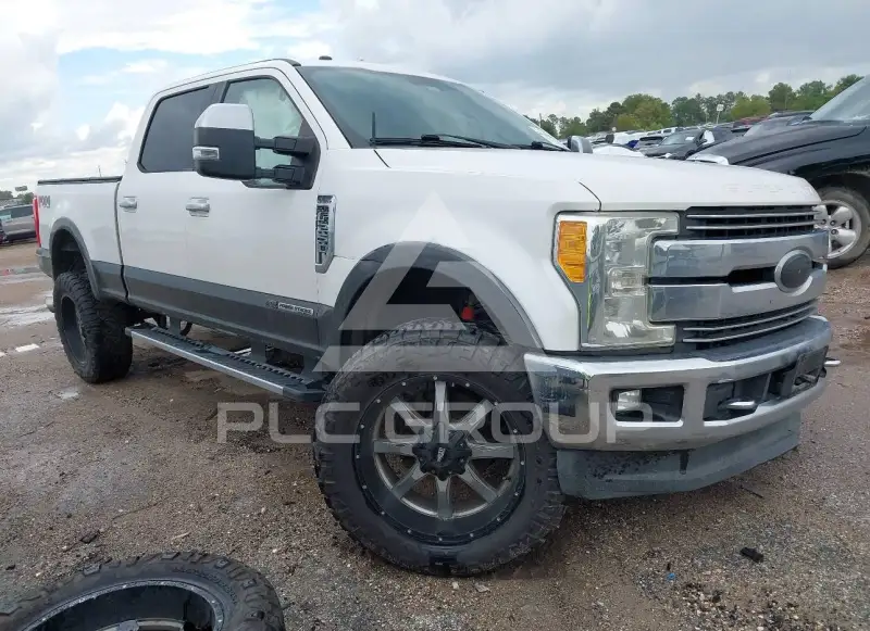 2017 Ford F-250 фото