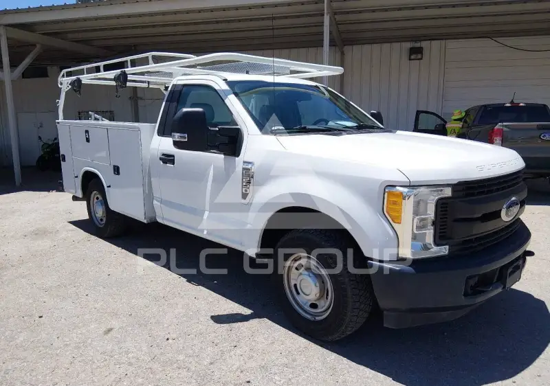 2017 Ford F-250 фото