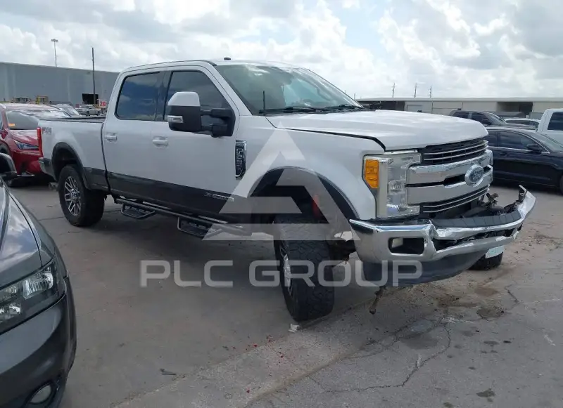 2017 Ford F-250 фото