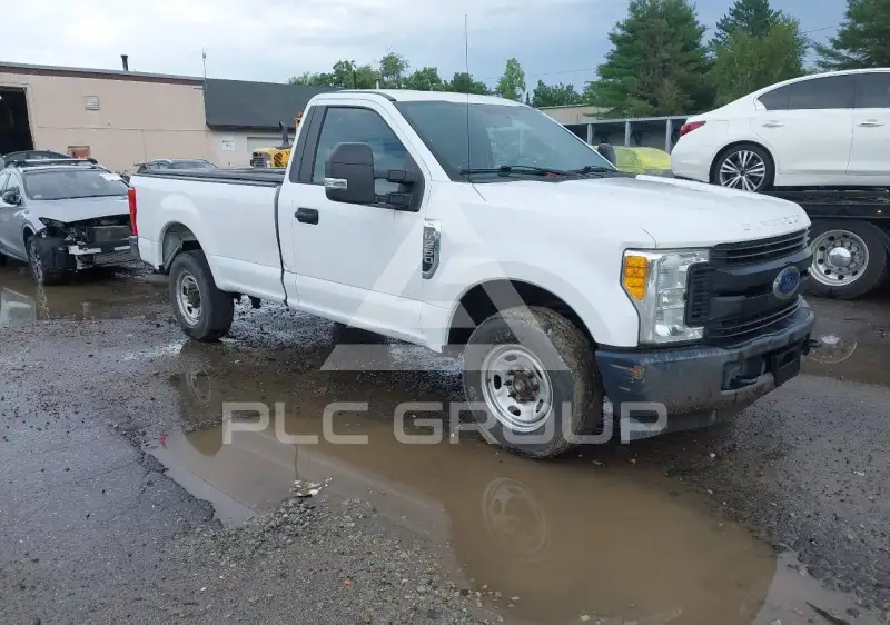 2017 Ford F-250 фото