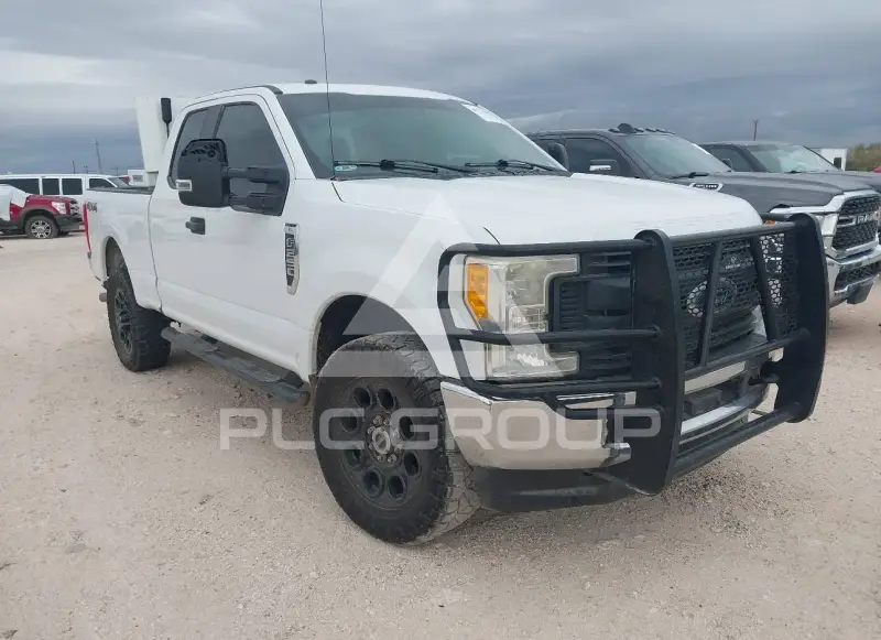 2017 Ford F-250 photo