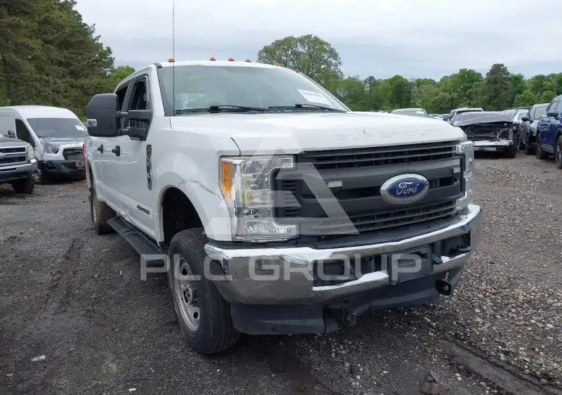 2017 Ford F-250 фото