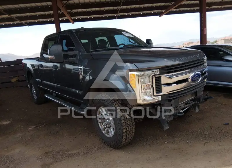 2017 Ford F-250 фото