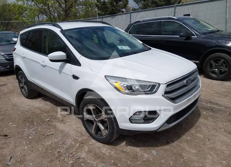 2017 Ford ESCAPE фото
