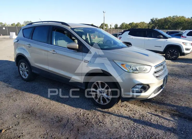 2017 Ford ESCAPE photo