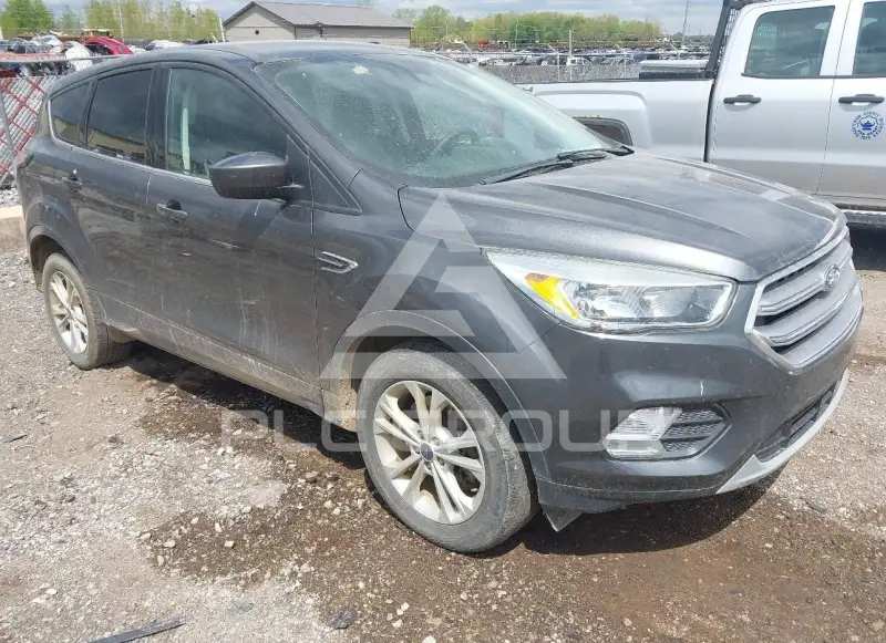 2017 Ford ESCAPE фото