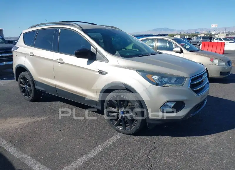 2017 Ford ESCAPE photo