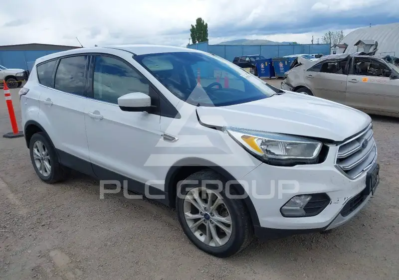 2017 Ford ESCAPE фото
