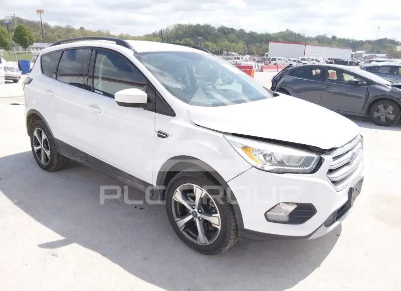 2017 Ford ESCAPE фото