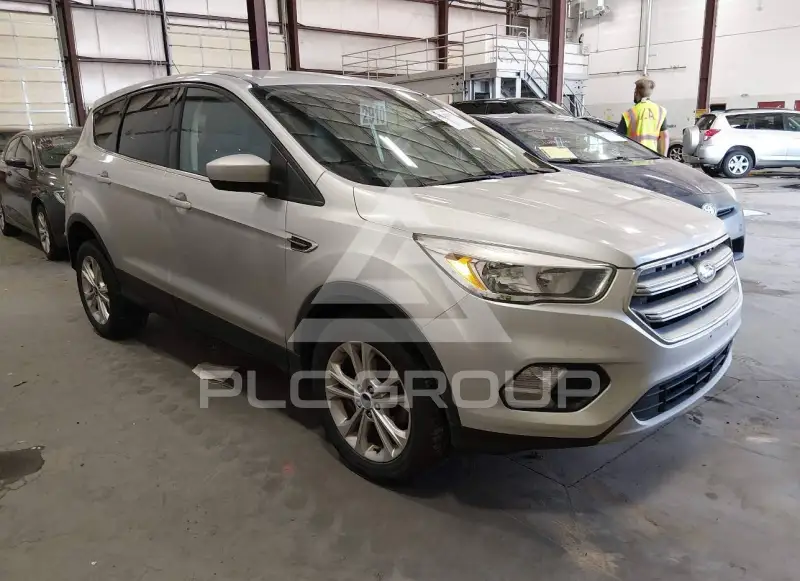 2017 Ford ESCAPE фото