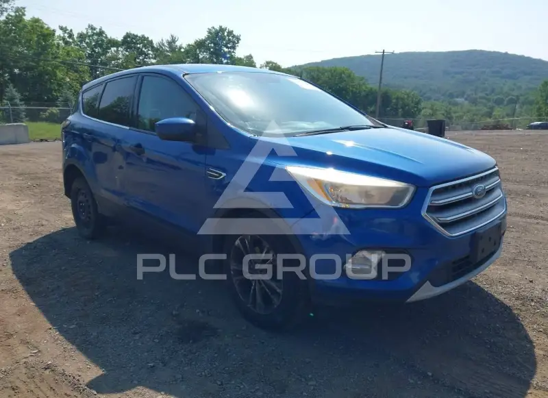 2017 Ford ESCAPE photo